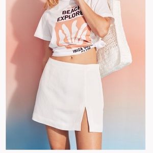 Short linen blend skirt